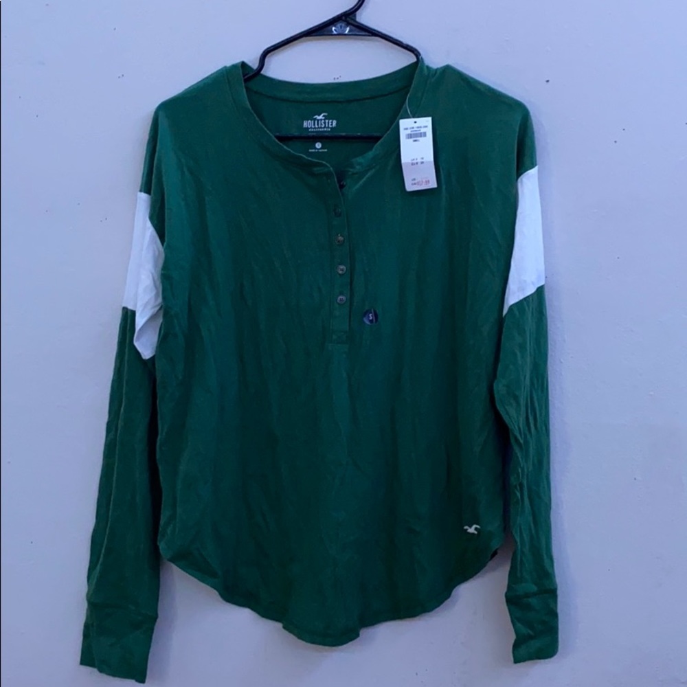 NWT Hollister Henley Tee